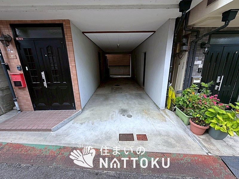 枚方市津田東町 現地写真（駐車場）