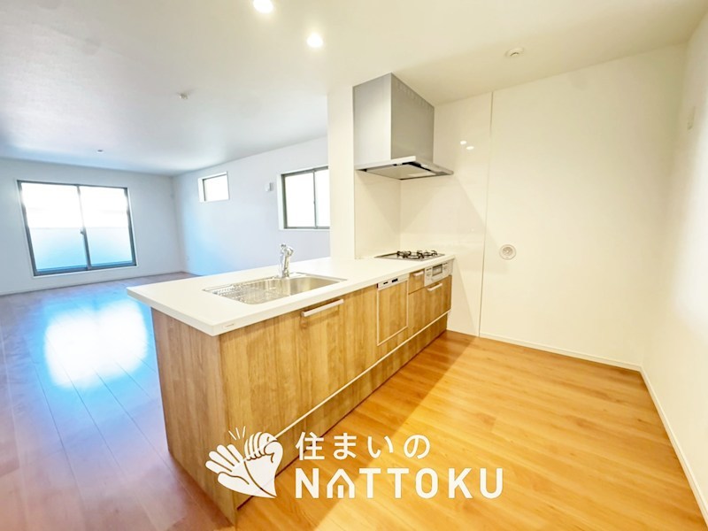 寝屋川市春日町　第2期　 内観写真（キッチン）