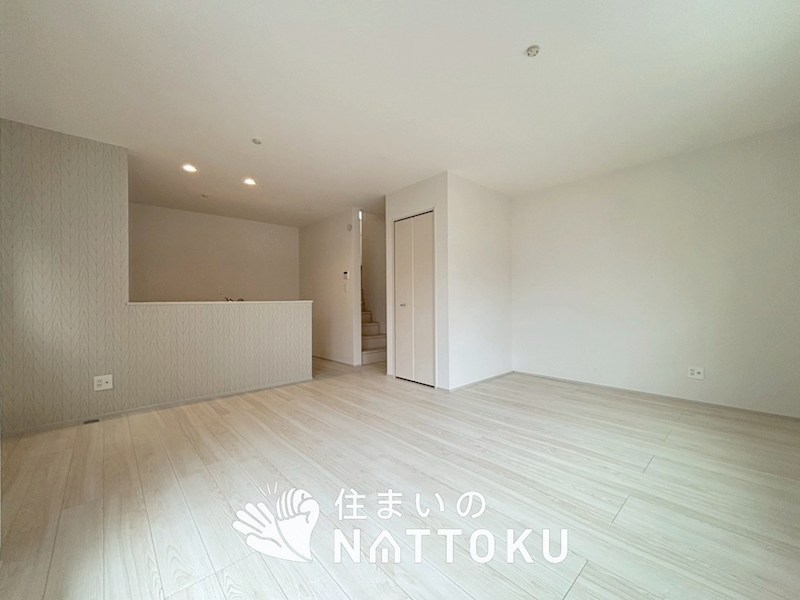 八尾市志紀町南 内観写真（リビング）