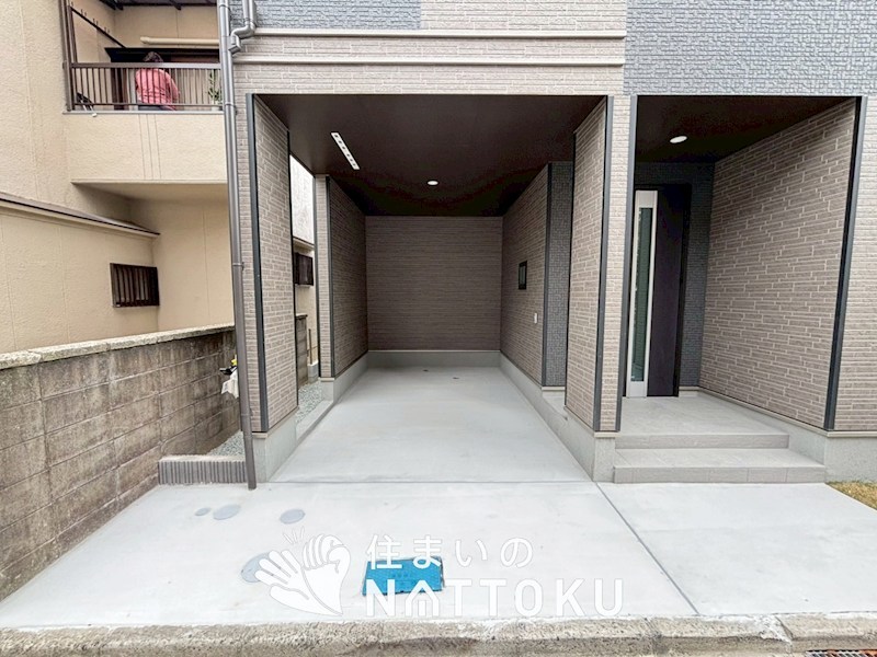 八尾市志紀町南 現地写真（駐車場）