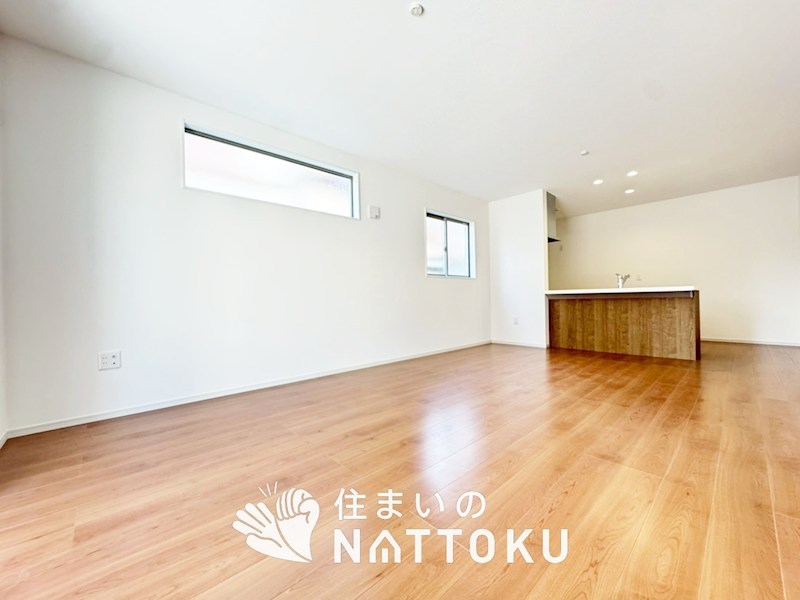 城陽市寺田尼塚　第1期　2号地 内観写真（リビング）