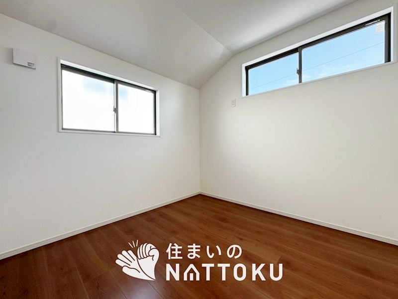 城陽市寺田尼塚　第1期　2号地 内観写真（リビング以外の居室）