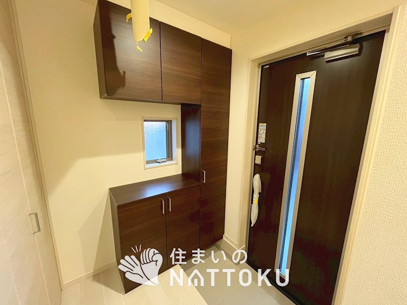 枚方市楠葉野田　第3期　2号地 現地写真（玄関）