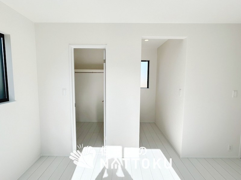 加古川市平岡町土山　B号地  内観写真（収納）