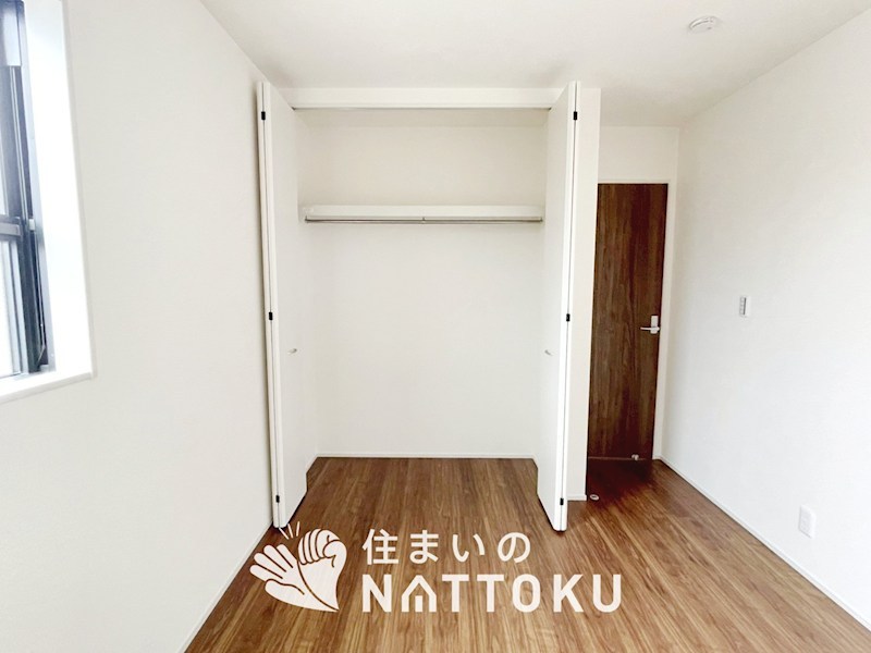 小野市神明町　第4期　5号地  内観写真（収納）