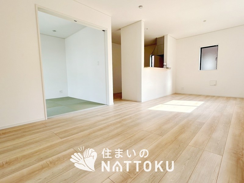 洲本市上物部　第2期　3号地 内観写真（リビング）