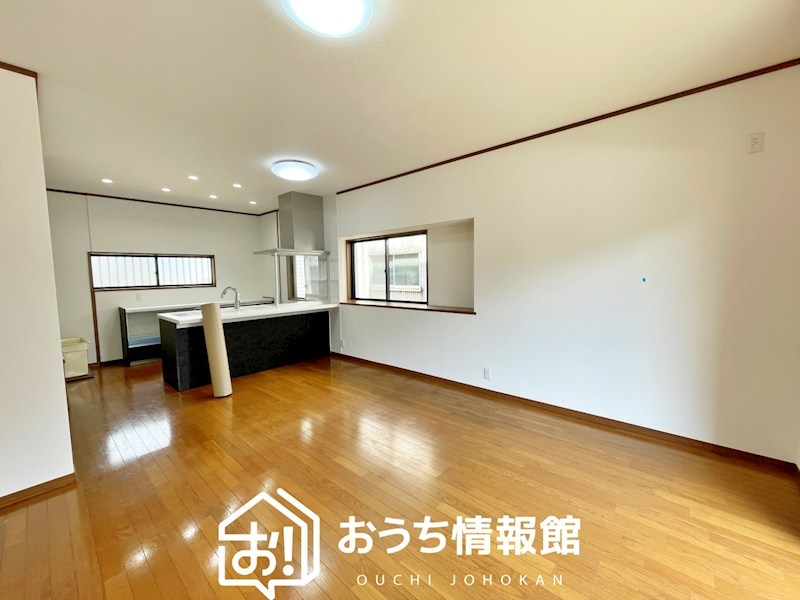 各務原市蘇原東栄町 内観写真（リビング）