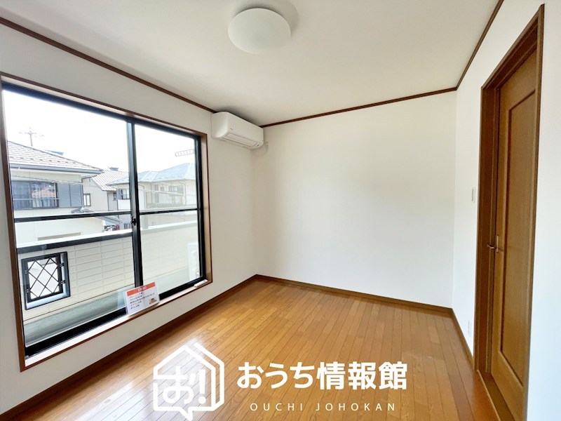 各務原市蘇原東栄町 内観写真（リビング以外の居室）
