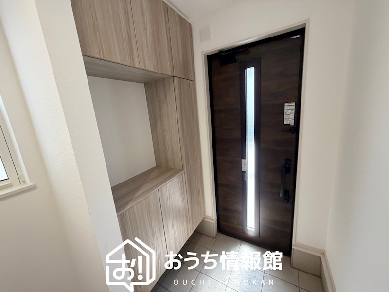 一宮市今伊勢町馬寄　第8期　1号棟 現地写真（玄関）