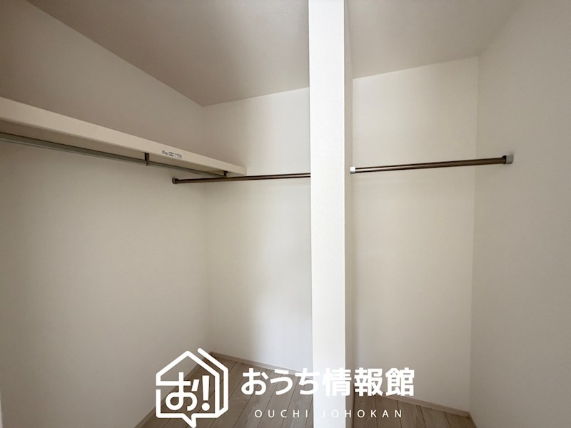 一宮市今伊勢町馬寄　第8期　2号棟 内観写真（収納）