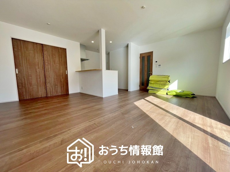 一宮市三条山　第1期　3号地  内観写真（リビング）