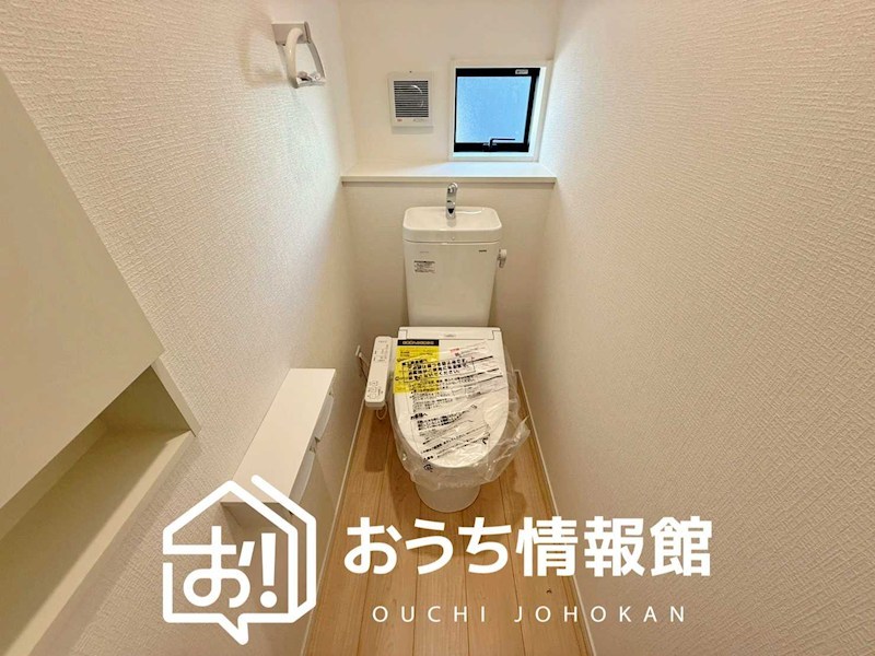 亀山市羽若町　第1期　4号棟 内観写真（トイレ）