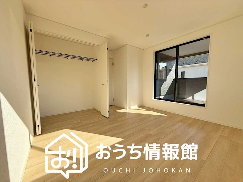 亀山市羽若町　第1期　3号棟 内観写真（リビング以外の居室）