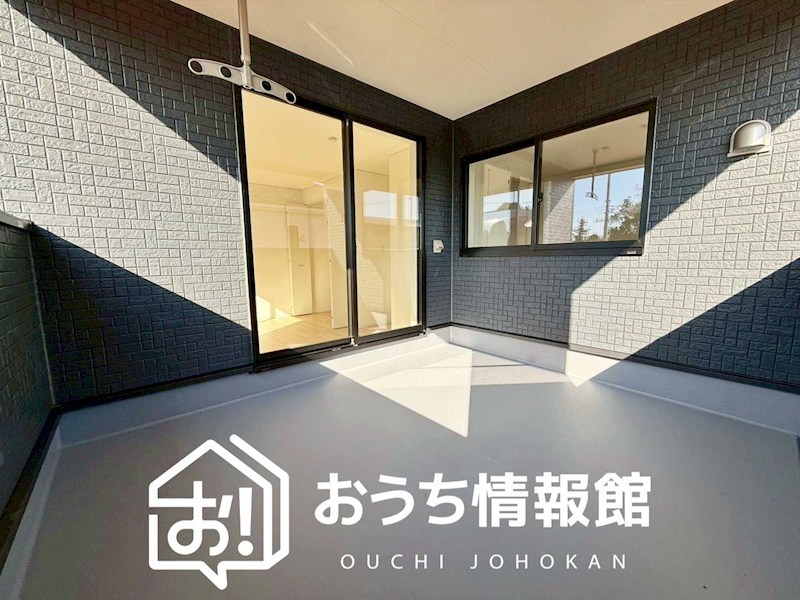 亀山市羽若町　第1期　3号棟 現地写真（バルコニー）