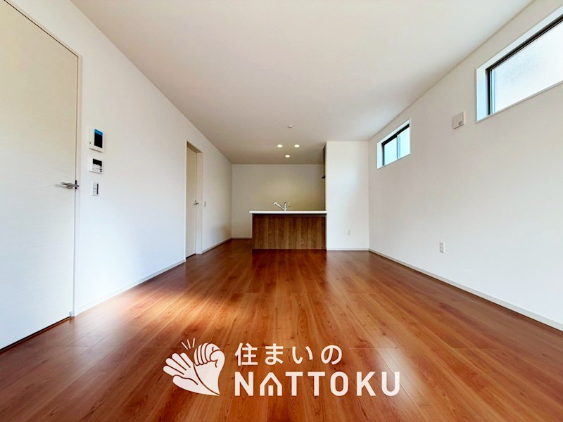 草津市平井　第2期　2号地 内観写真（リビング）