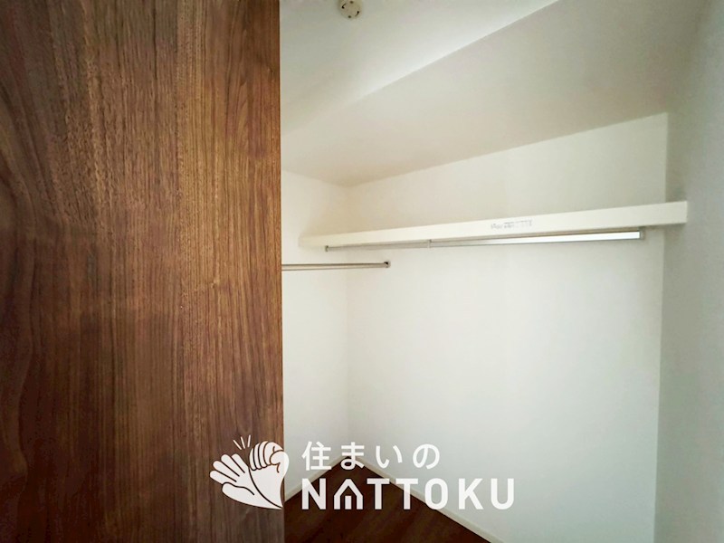 京田辺市草内八田　第1期 内観写真（収納）