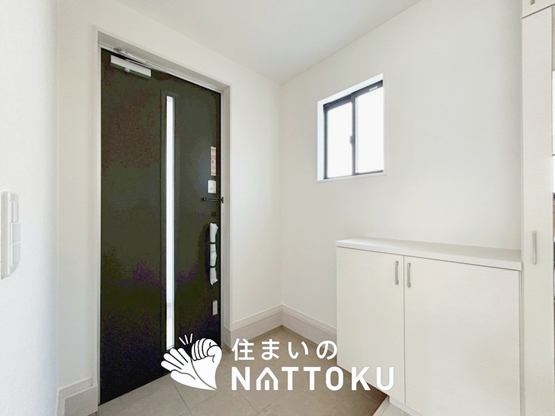 大津市長等　第1期　2号地 現地写真（玄関）