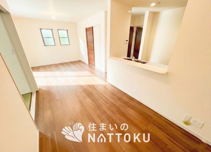寝屋川市萱島東　第6期　 内観写真（リビング）