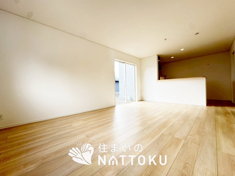 彦根市東沼波町　第6期　1号地 内観写真（リビング）
