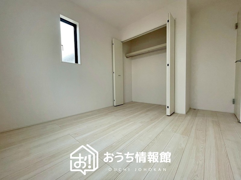犬山市鳥屋越　5号棟 内観写真（リビング以外の居室）