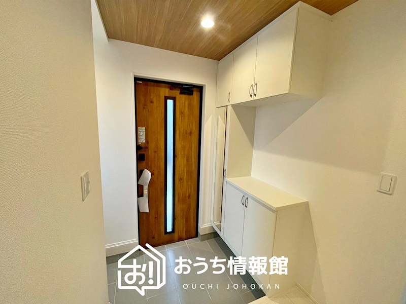 犬山市鳥屋越　5号棟 現地写真（玄関）