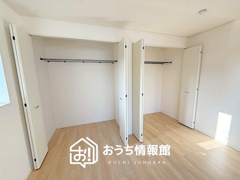彦根市東沼波町　第6期　1号地 内観写真（収納）