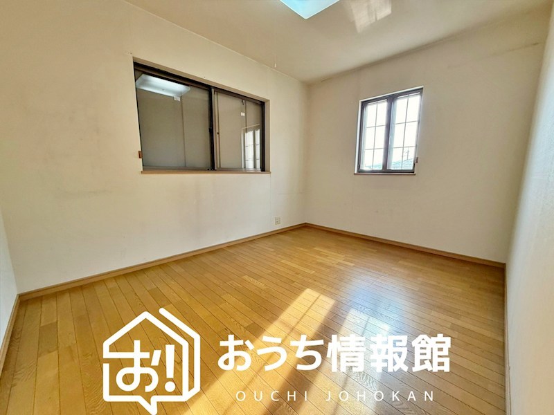 津市河辺町　 内観写真（リビング以外の居室）