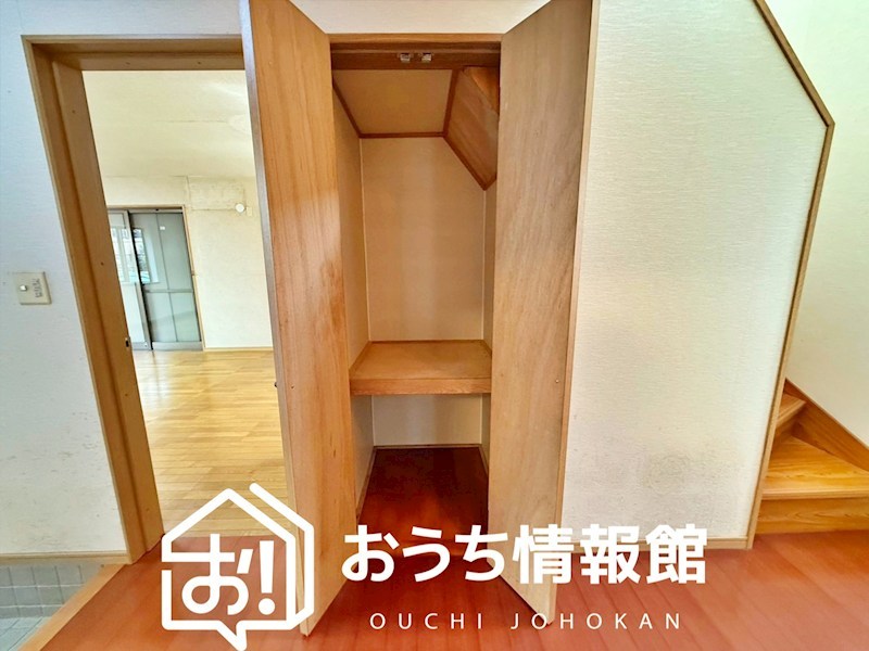津市河辺町　 内観写真（収納）