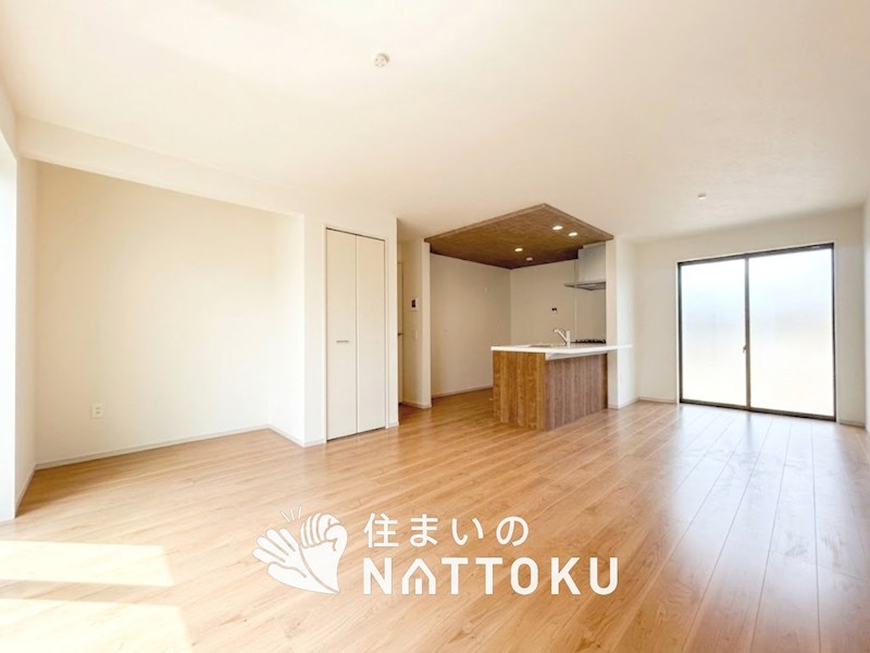京都市山科区川田西浦町　第1期　1号地 内観写真（リビング）