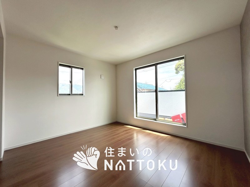 京都市山科区川田西浦町　第1期　2号地 内観写真（リビング以外の居室）