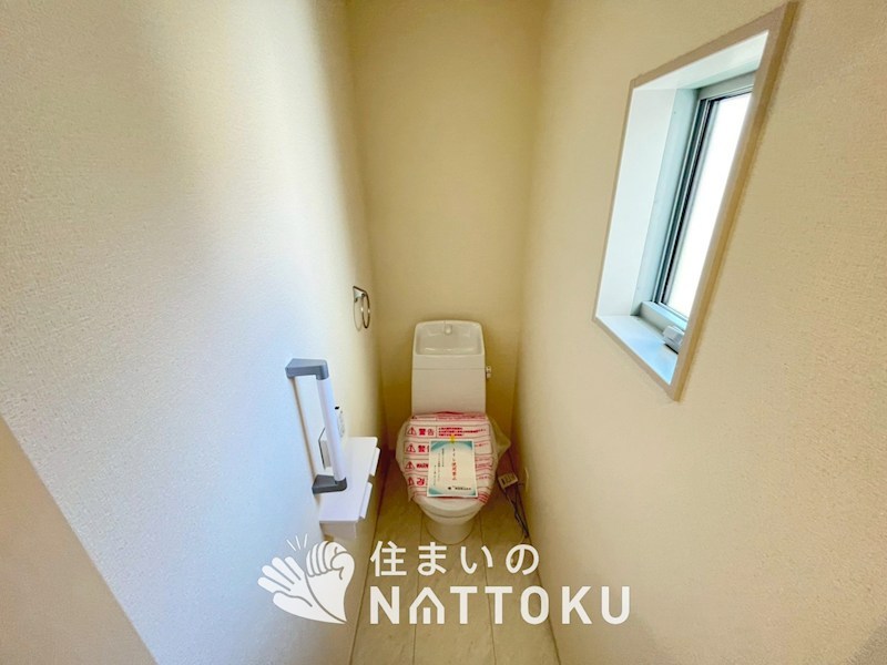 相楽郡精華町菱田東川原　2号地 内観写真（トイレ）