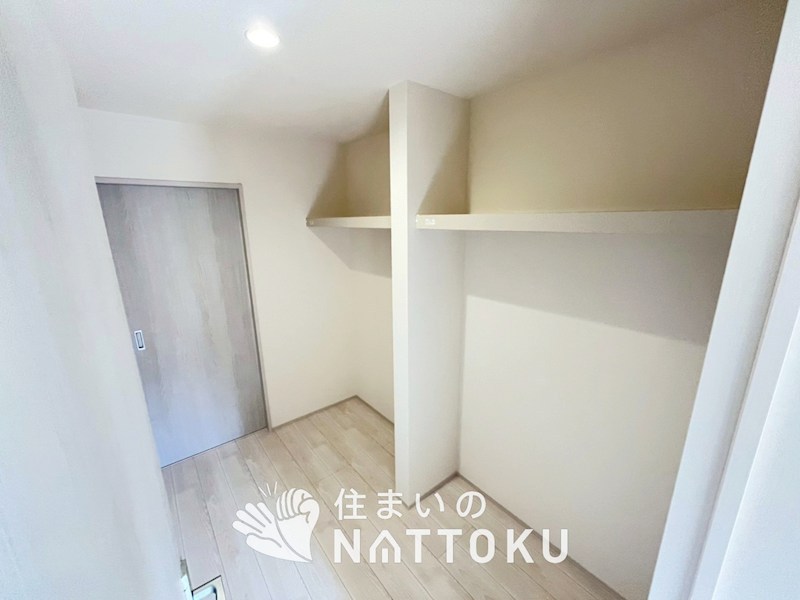 相楽郡精華町菱田東川原　2号地 内観写真（収納）