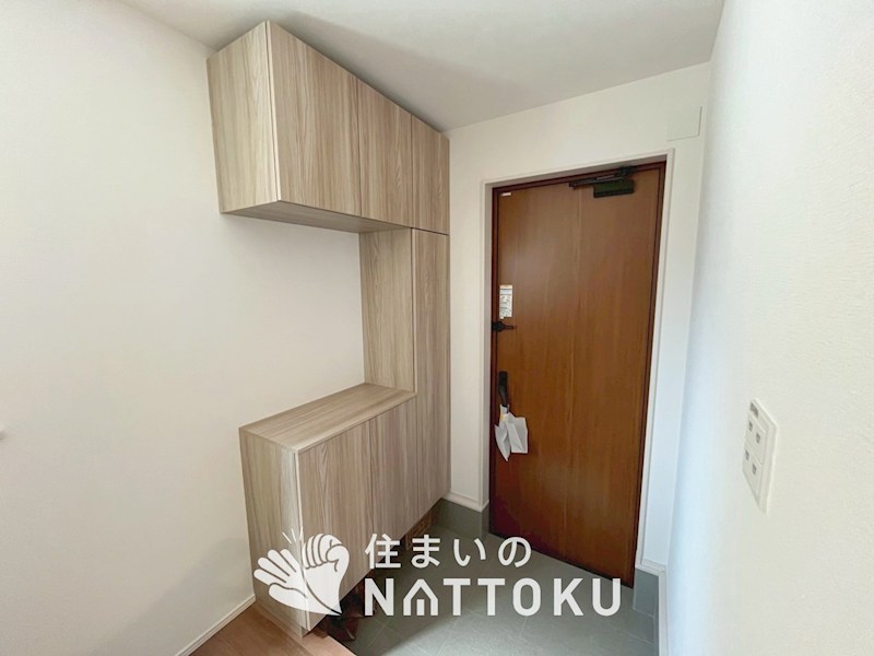 寝屋川市楠根北町　第1期　 現地写真（玄関）