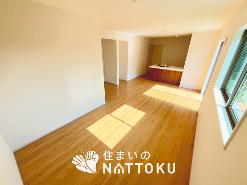 寝屋川市成田東町　第1期　 内観写真（リビング）