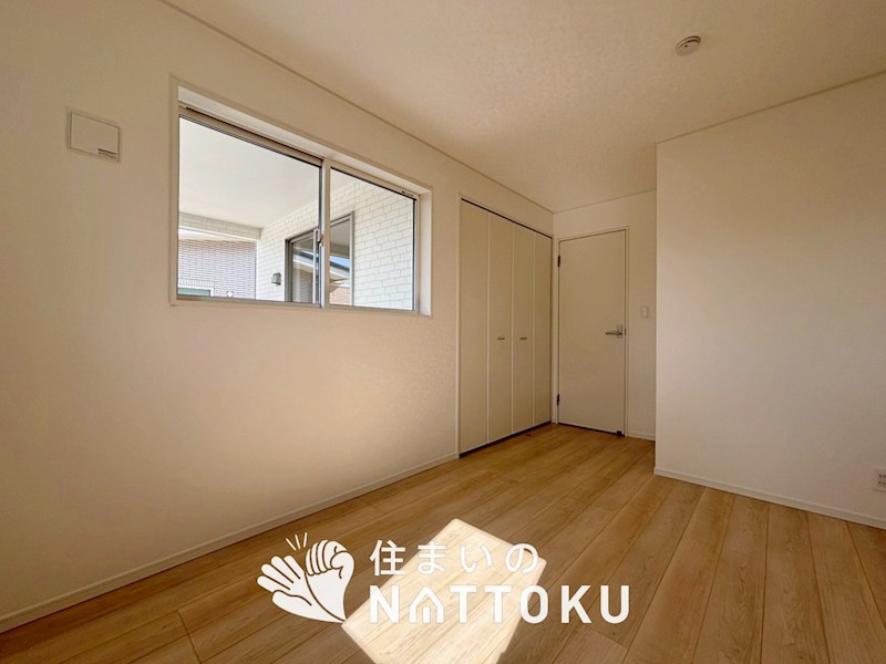 彦根市彦富町　第3期　2号地 内観写真（リビング以外の居室）