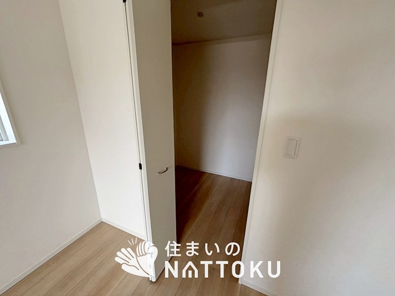 彦根市彦富町　第3期　2号地 内観写真（収納）