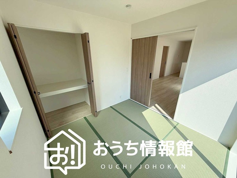 津市藤方　第1期　1号棟 内観写真（リビング以外の居室）