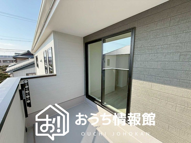 津市藤方　第1期　1号棟 現地写真（バルコニー）
