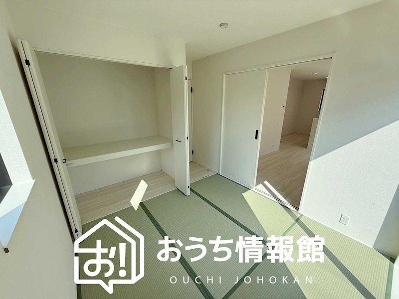 津市藤方　第1期　3号棟  内観写真（リビング以外の居室）