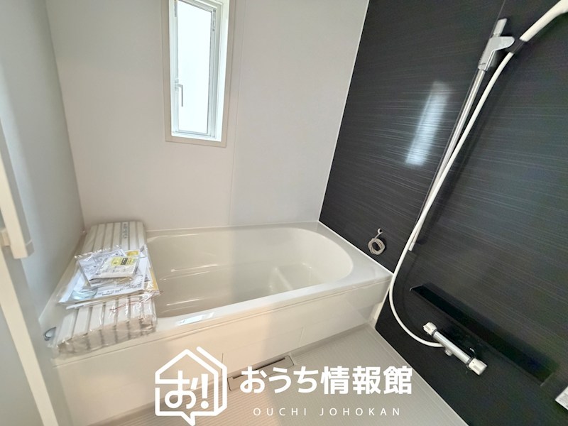 彦根市彦富町　第3期　2号棟 内観写真（浴室）