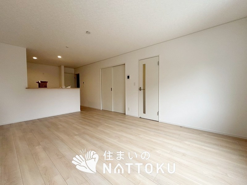 野洲市上屋　第2期　3号地 内観写真（リビング）