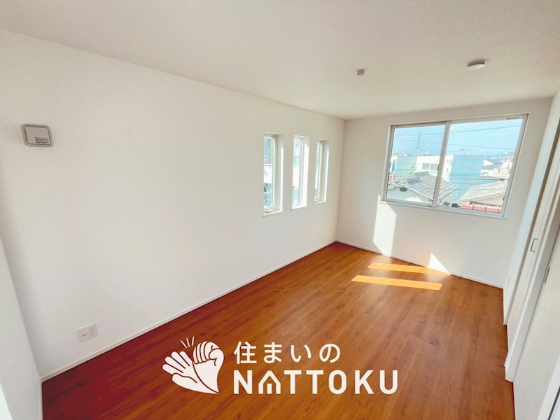 摂津市南別府町　第1期　2号地 内観写真（リビング以外の居室）