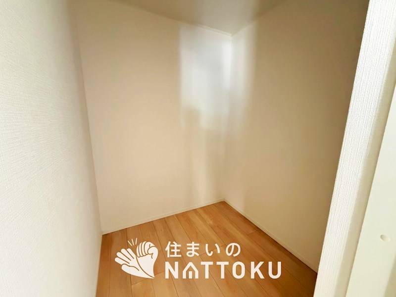 八幡市橋本尻江　第1期　2号地 内観写真（収納）