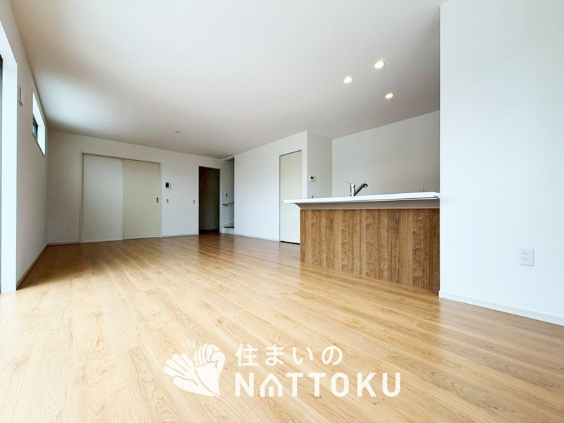 守山市荒見町　第1期 内観写真（リビング）