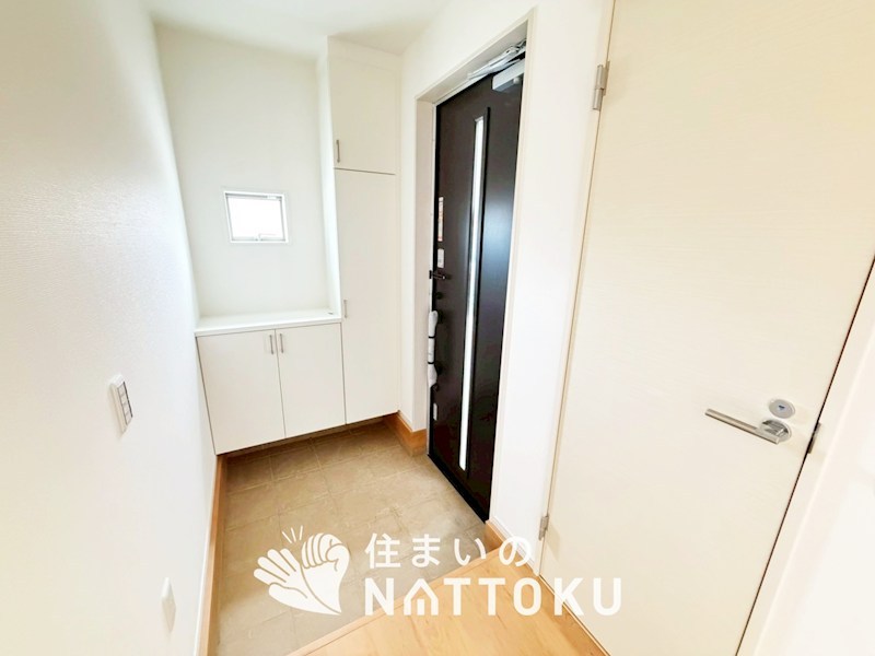 守山市荒見町　第1期 現地写真（玄関）