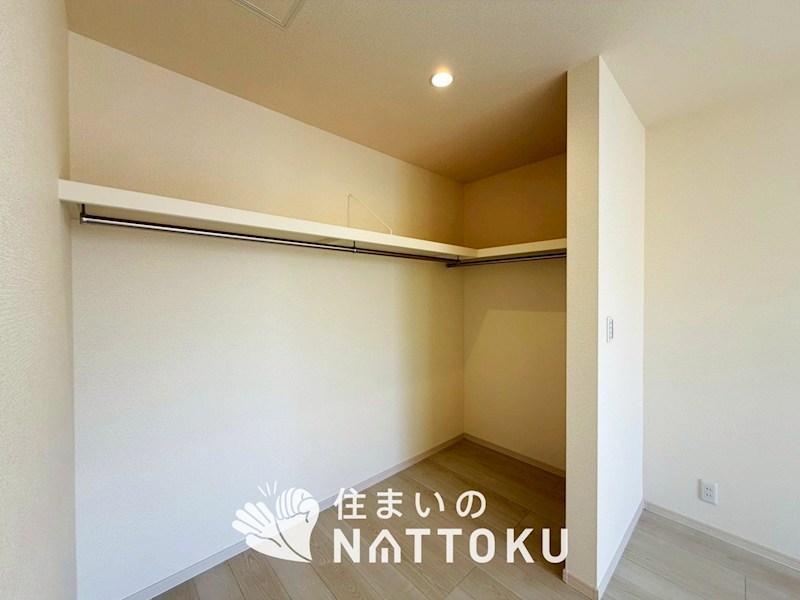 八尾市小畑町　第7期　3号地  内観写真（収納）