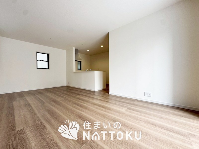 泉佐野市南中樫井 内観写真（リビング）