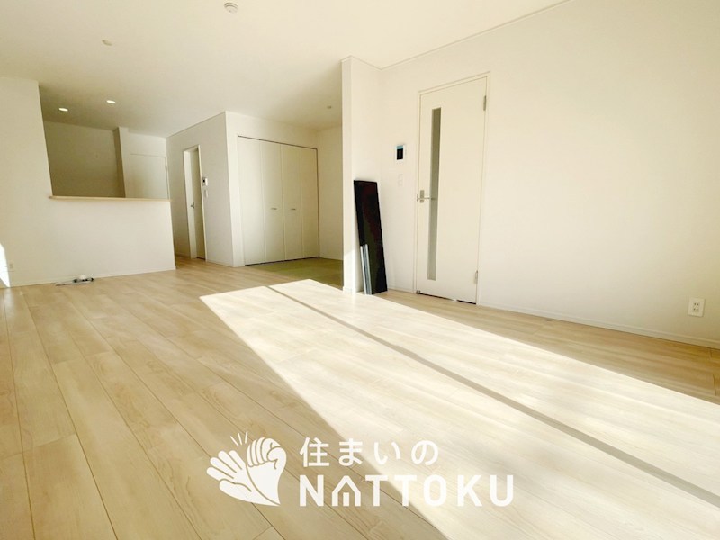 三木市末広　第10期　1号地  内観写真（リビング）