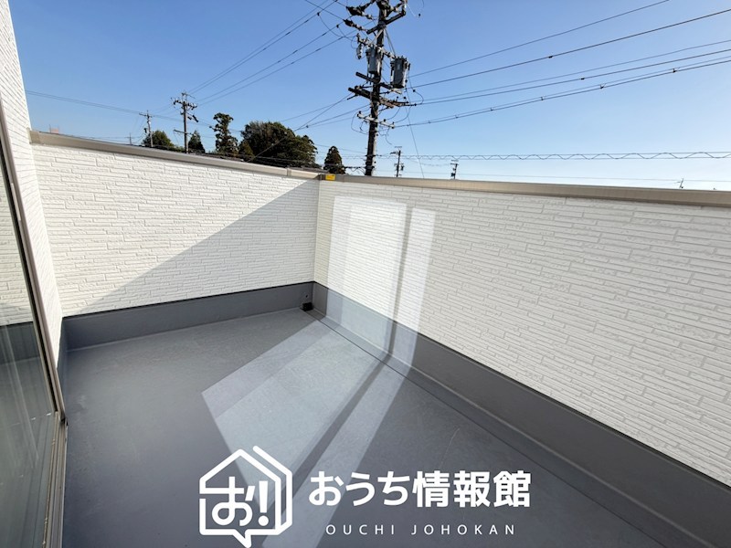 羽島市福寿町本郷　第2期　3号棟 現地写真（バルコニー）