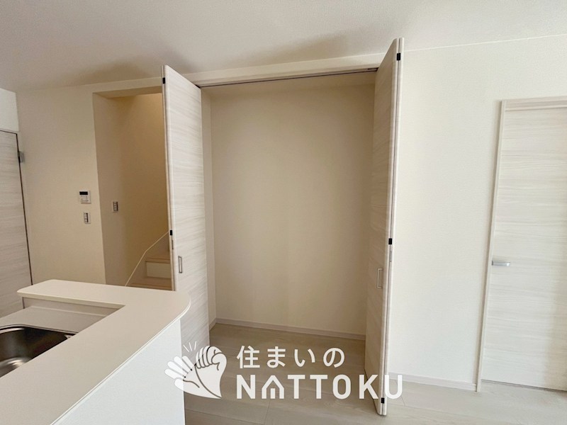 岸和田市並松町　第5期　1号地 内観写真（収納）